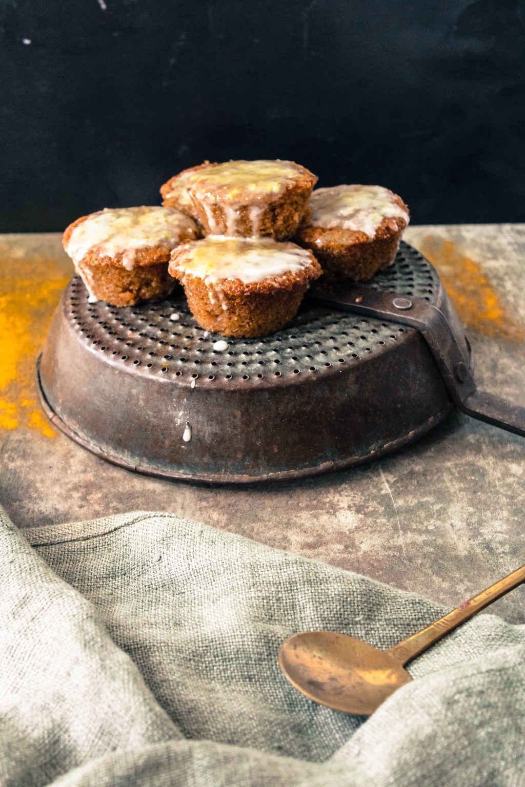 Turmeric and lemon&nbsp;muffins