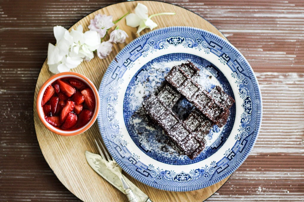 Chocolate brownie waffle&nbsp;sticks